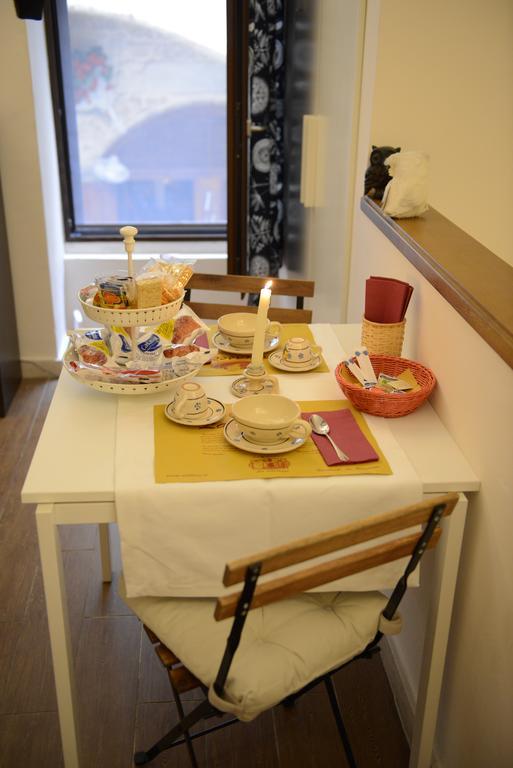 尤尔谢萨住宿加早餐酒店 巴里 客房 照片